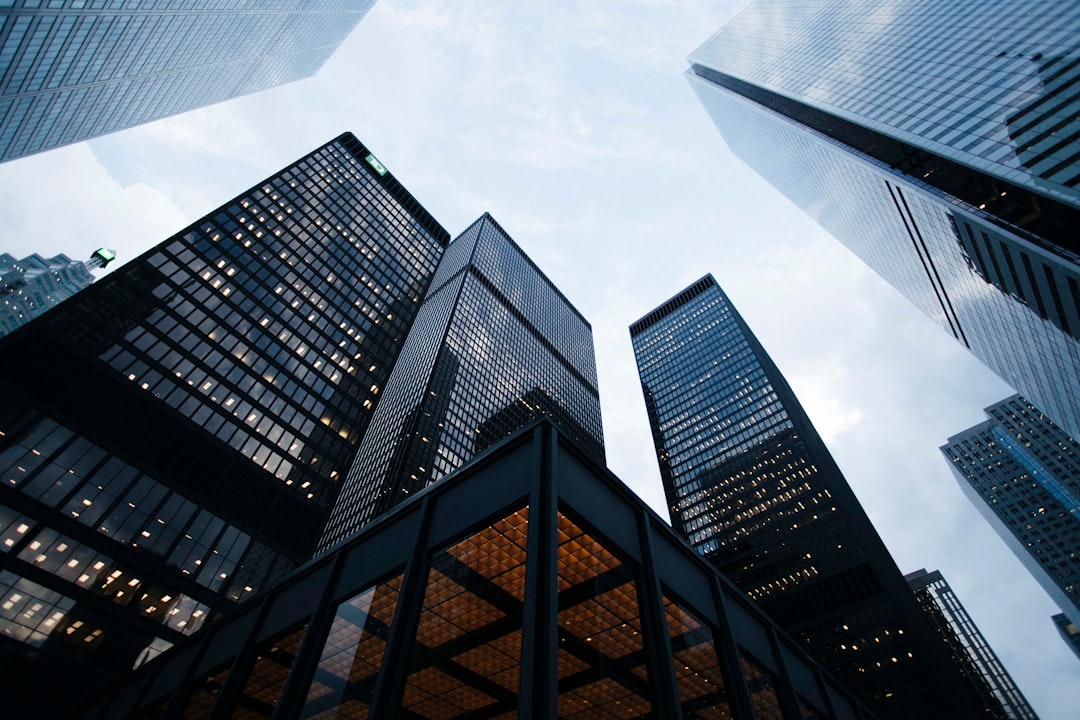 ESG Invest Canada Office